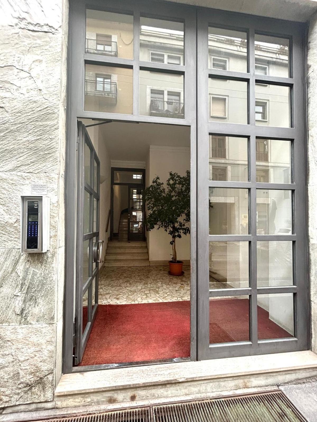 Voltaottosuite - Comfort And Elegance In Moscova Milan Exterior photo